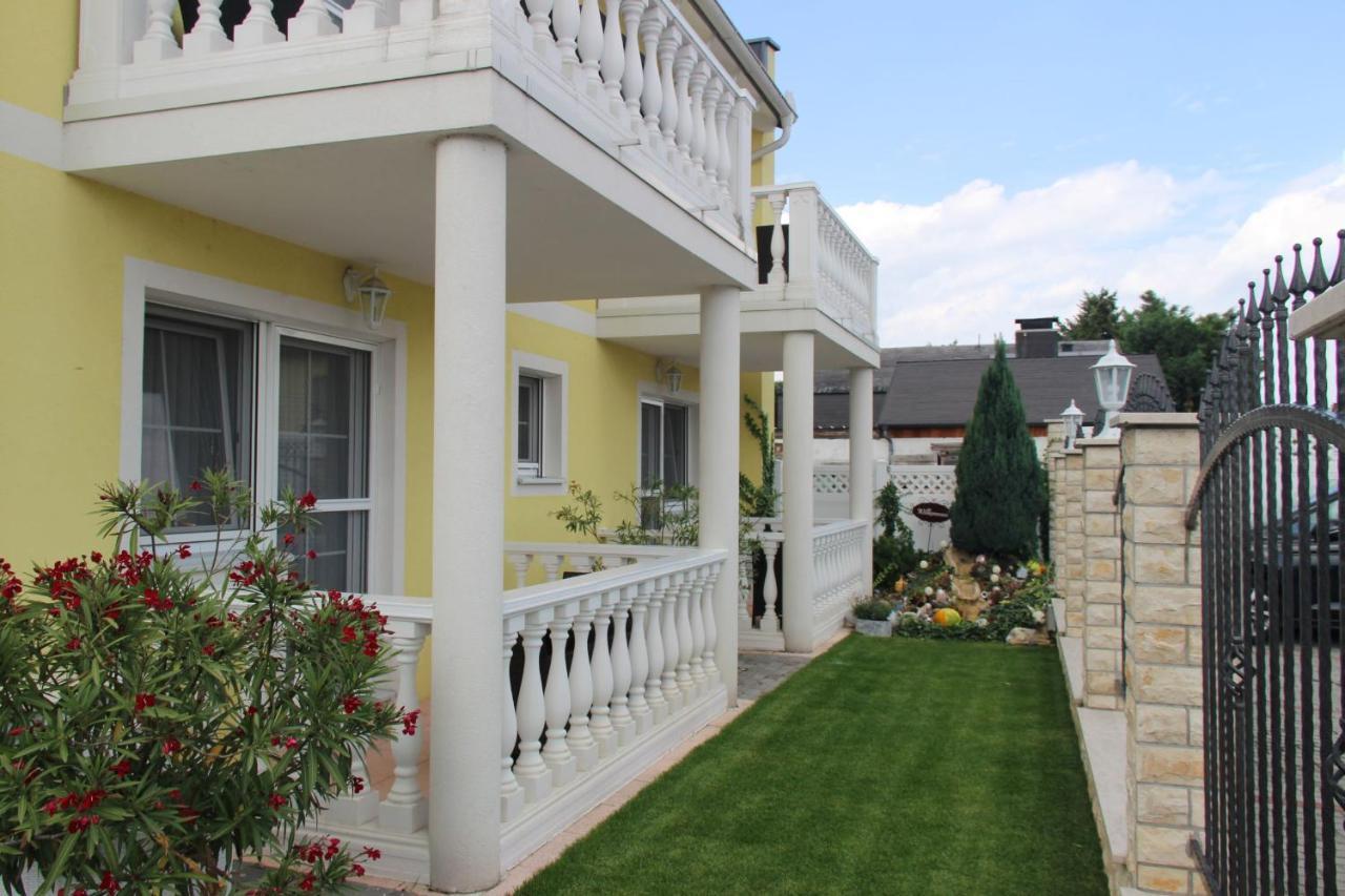 Villa Katharina Rust Luaran gambar